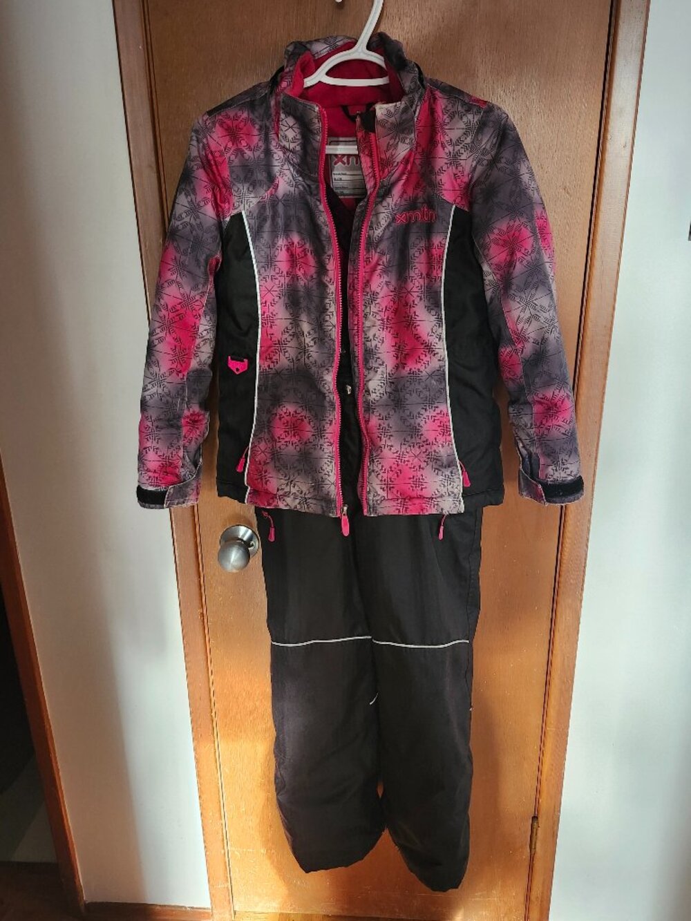 Girl's Size 10 Xmtn Snow Suit